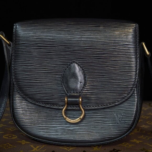 LOUIS VUITTON Saint Cloud Epi Leather PM Crossbody in Black - Picture 4 of 16